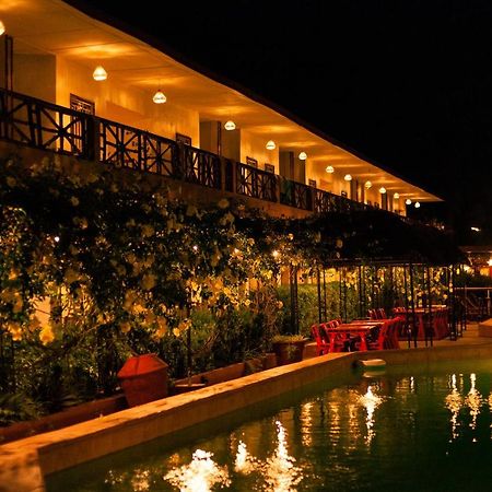 Bamboo Garden Hotel セレクンダ エクステリア 写真