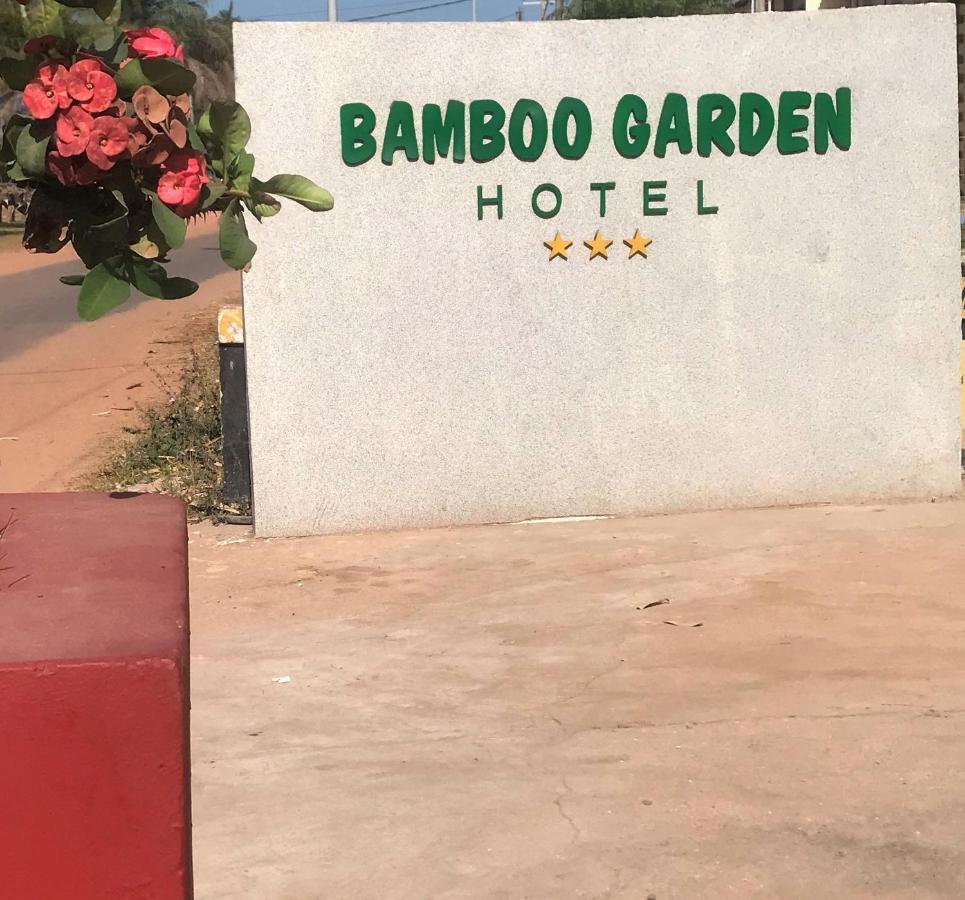 Bamboo Garden Hotel セレクンダ エクステリア 写真