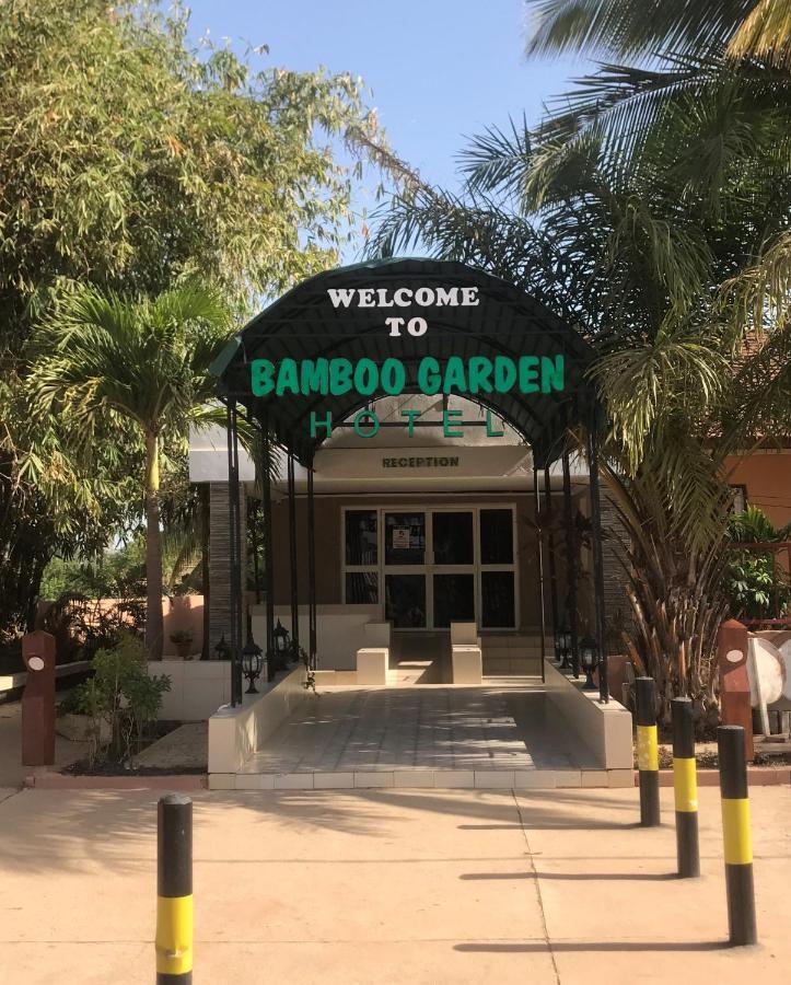 Bamboo Garden Hotel セレクンダ エクステリア 写真