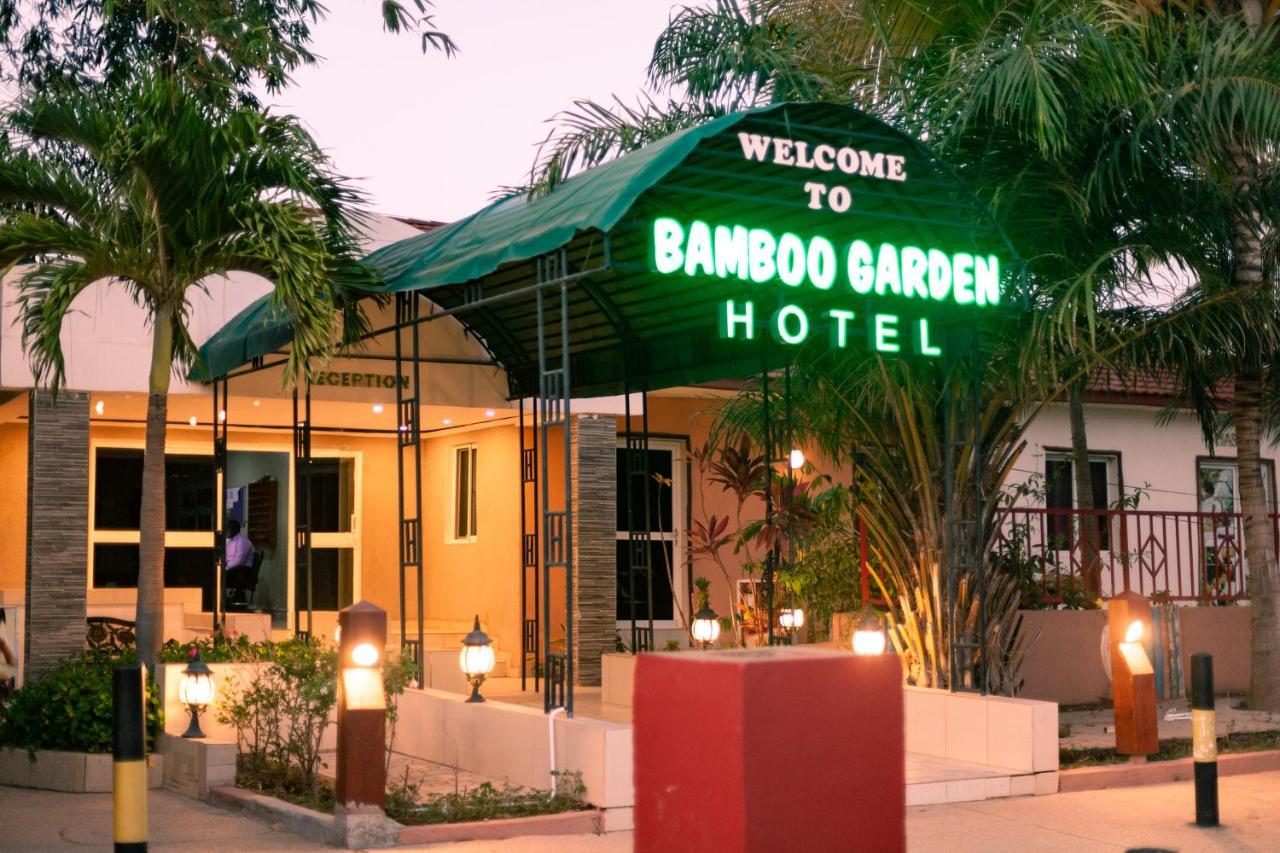 Bamboo Garden Hotel セレクンダ エクステリア 写真